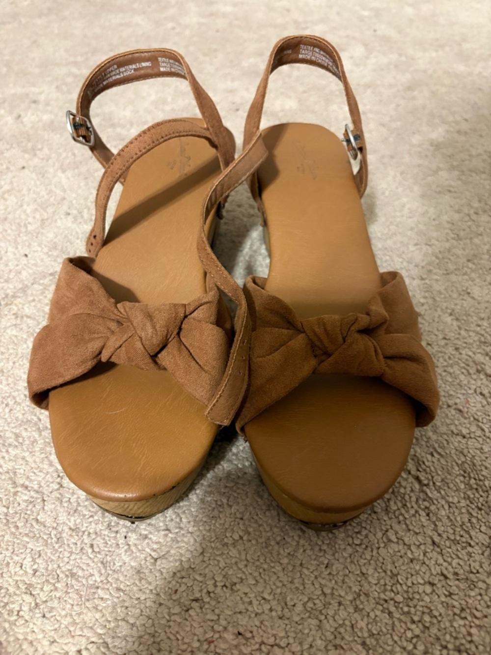 Women’s 8 1/2 Universal Thread Brown Bow Slingback Heels - Picture 2 of 6